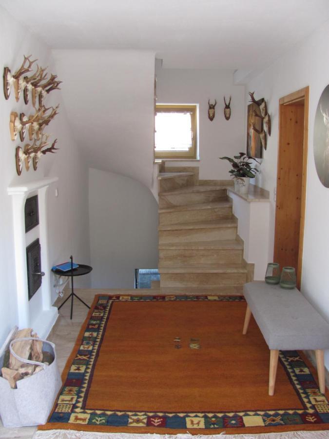 Schlossblick Ferienhaus: Cozy 6-Person Retreat with Castle Views Trunkelsberg Exterior photo